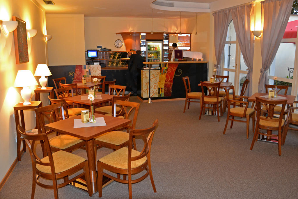 ריכנוב נאד קנז'נו Hotel Havel מראה חיצוני תמונה